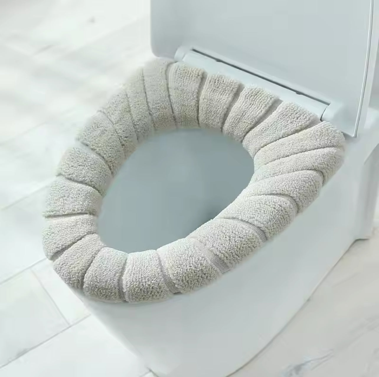 CLOUDYDEALS™ Toilet Seat Cover